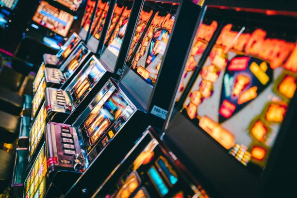 Mega Moolah bonus wheel feature on hiwin slot